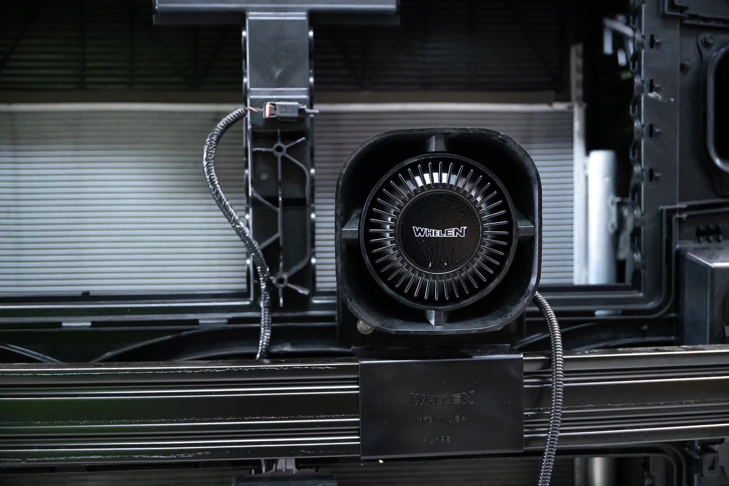 Beyond the Beep: How Sirens and Speakers Integrate with Emergency Lighting Systems