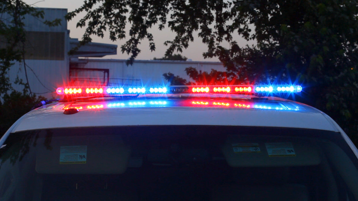 TowMate 48" Law Enforcement Light Bar W/full Front Take Down, Alley Lights, And Amber Arrows (Light Bar, Control Card, And Hard Mounts)